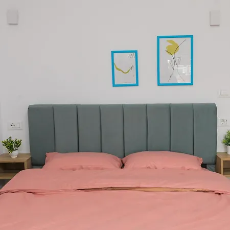 Sunny Center Apartment Tirana