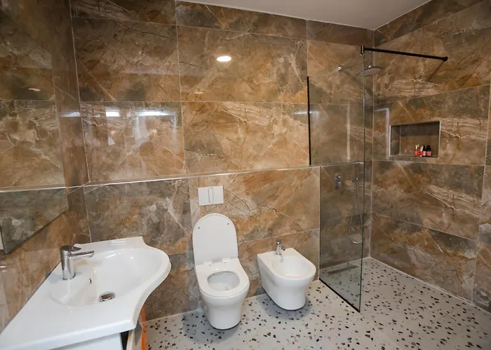 Sunny Center Appartement